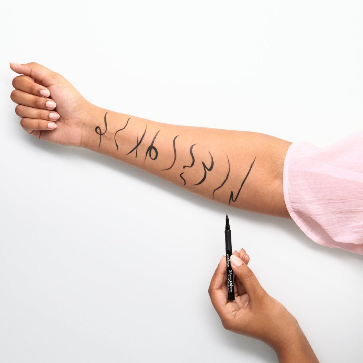Essence 24Ever Ink Liner