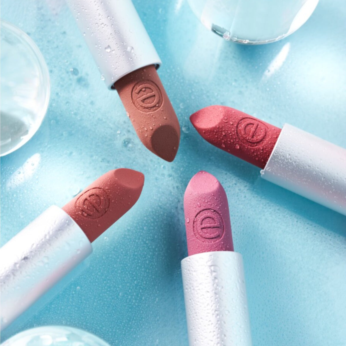 Essence Hydra Matte Lipstick