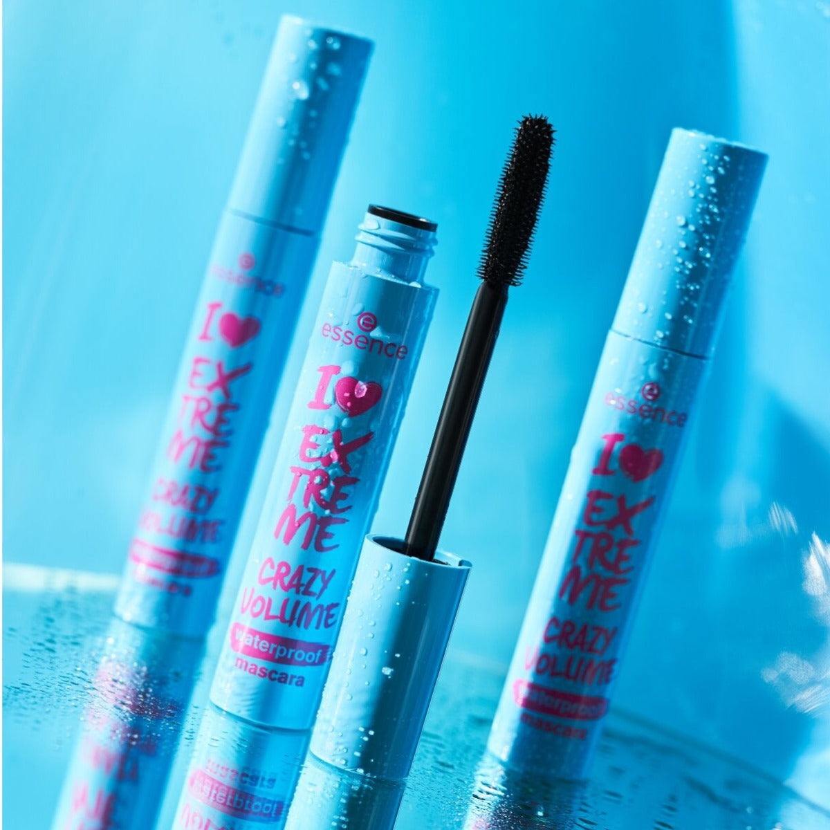 4059729381255_essenceILOVEEXTREMECRAZYVOLUMEwaterproofmascara