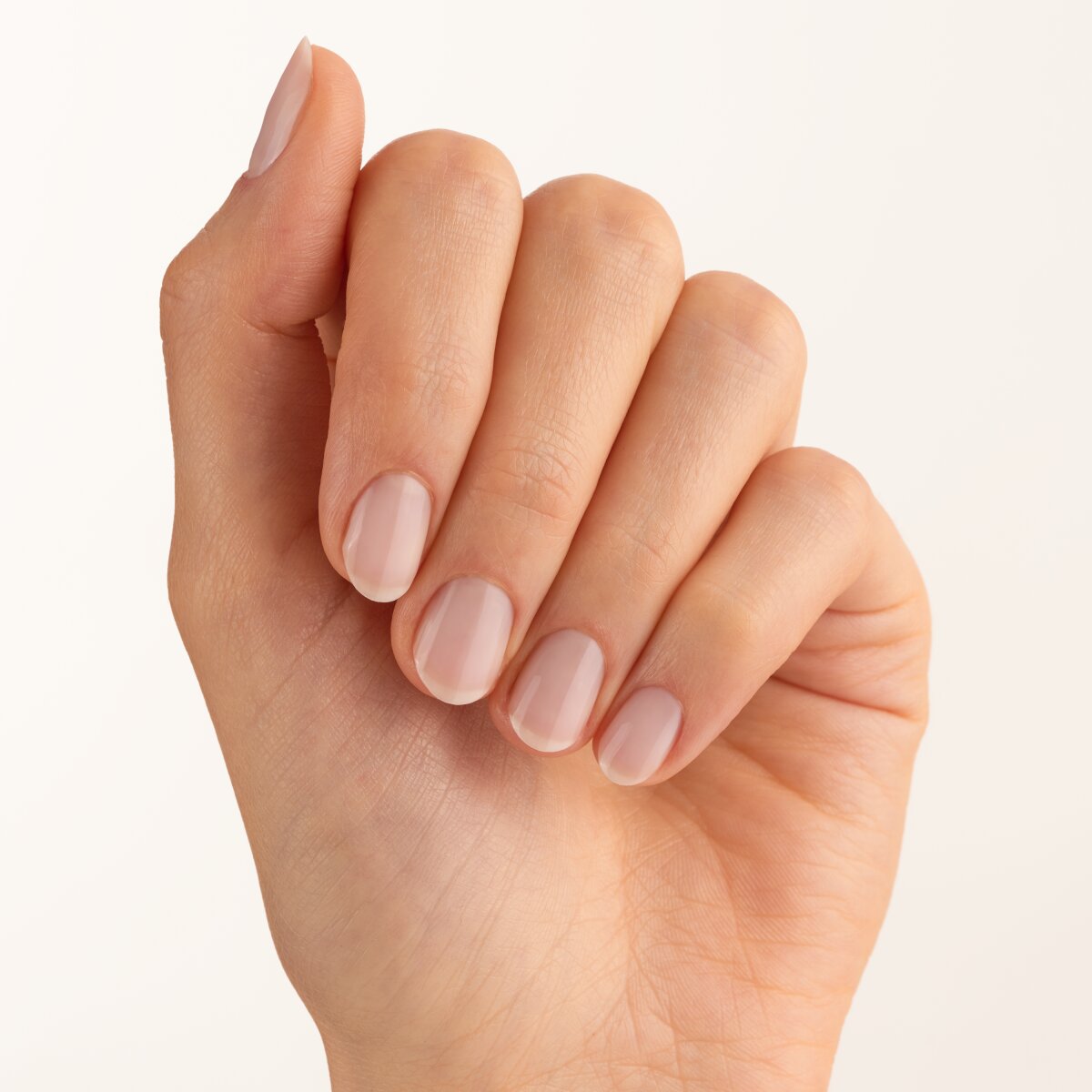 Essence The Ridge Filler Base Coat