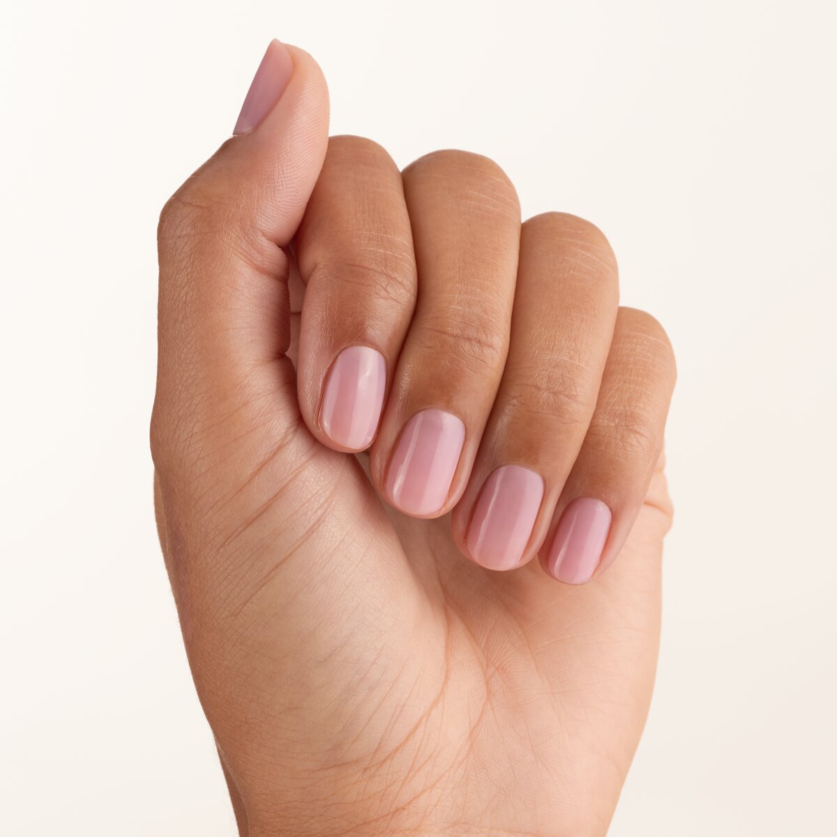 Essence The Repair & Care Base Coat