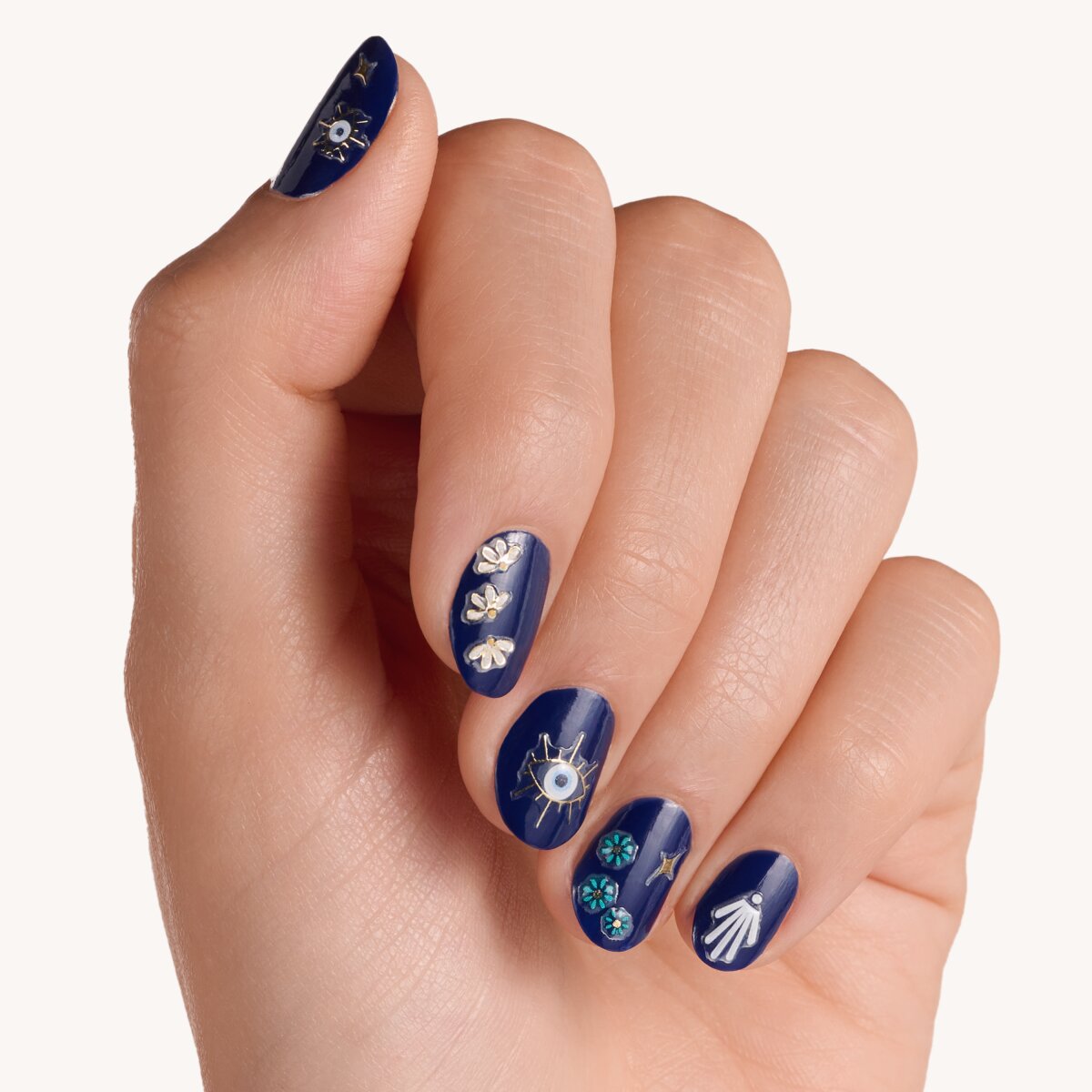 Essence Stay Bold, It&