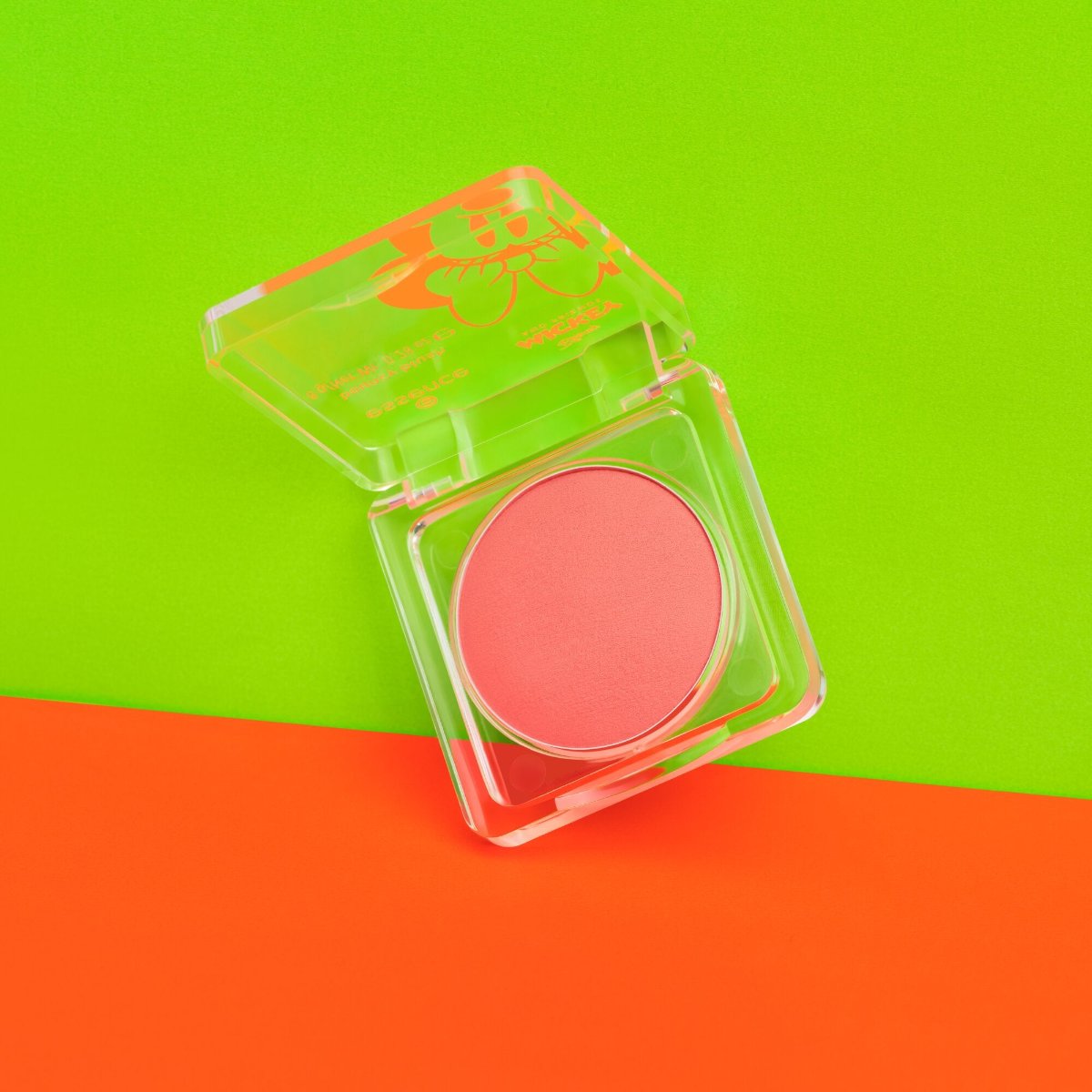 Essence Mickey & Friends Bouncy Blush 01