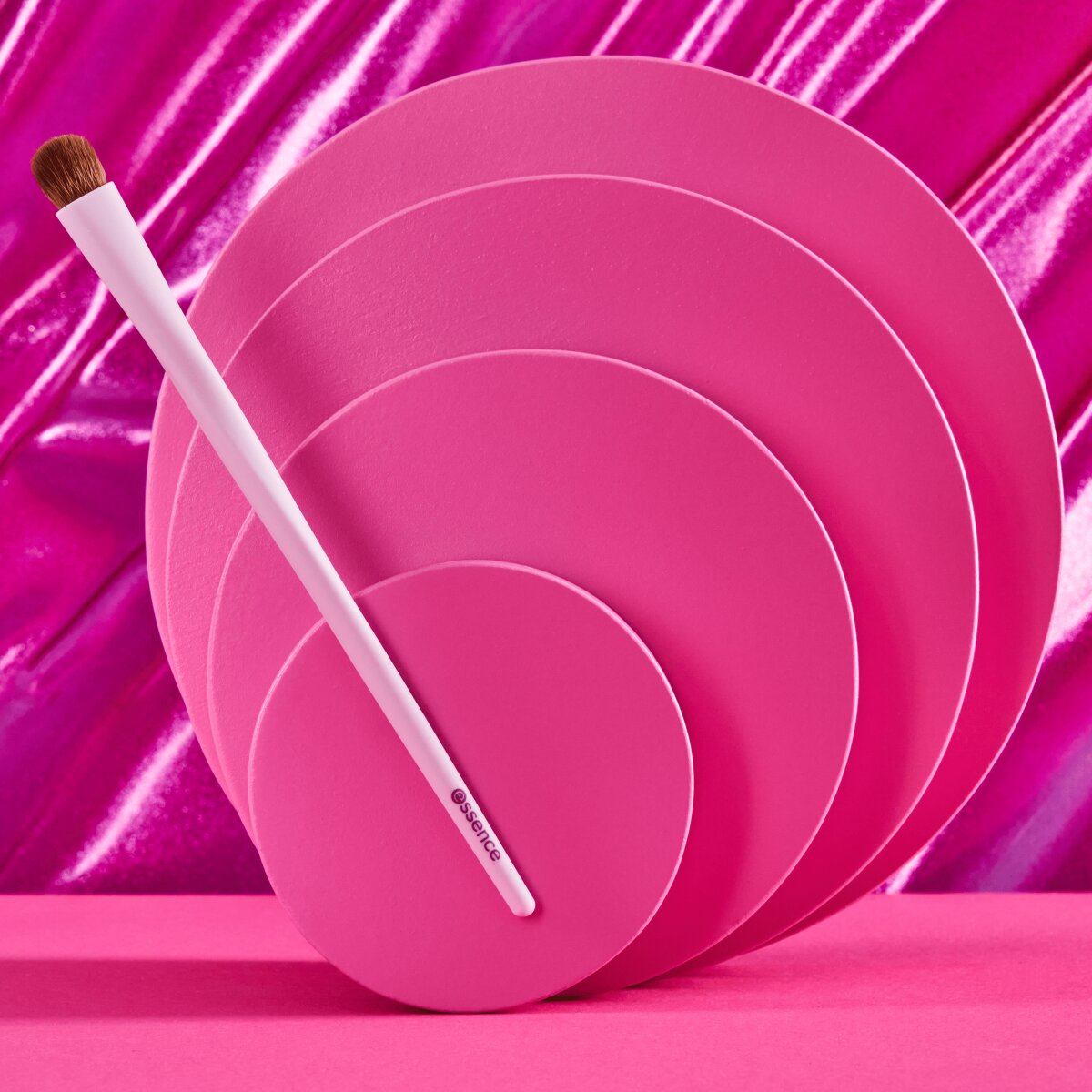 Essence Eyeshadow Brush 01