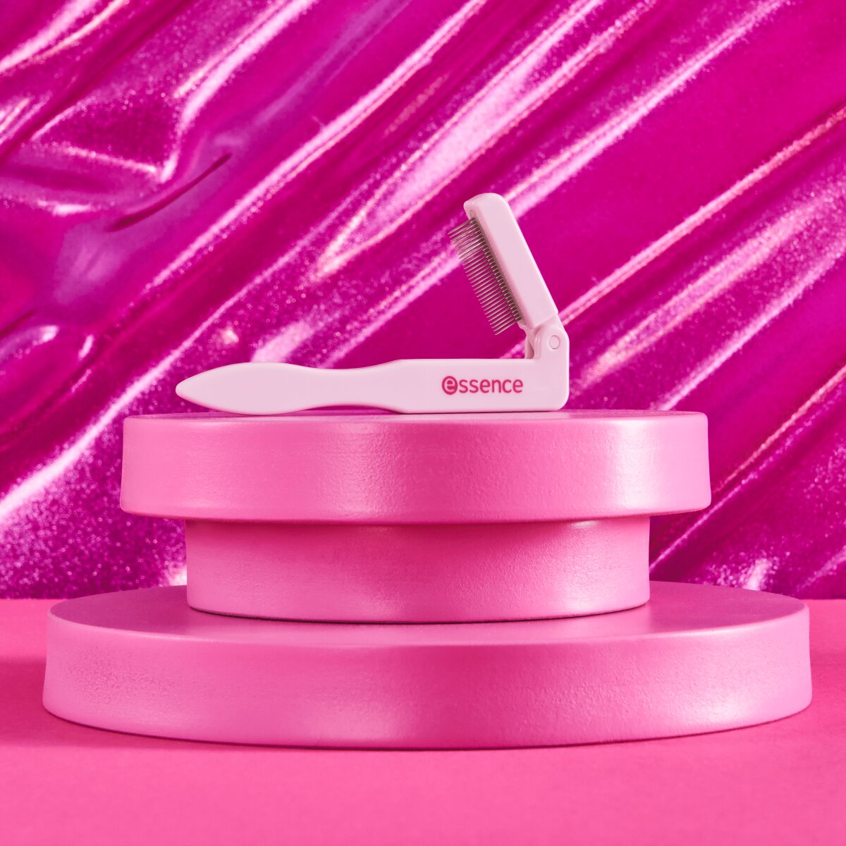 Essence Eyelash Comb 01