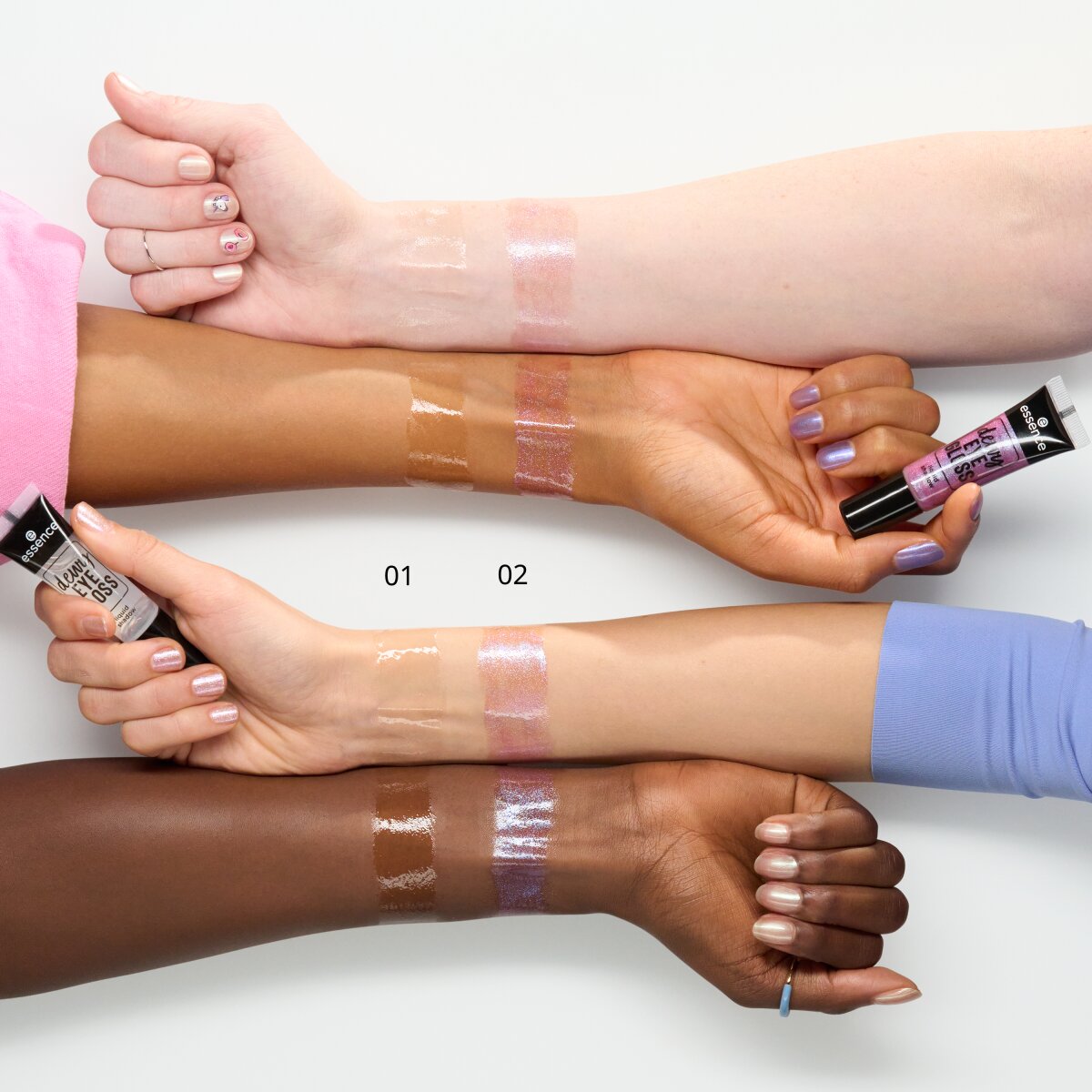 Essence Dewy Eye Gloss Liquid Shadow 01