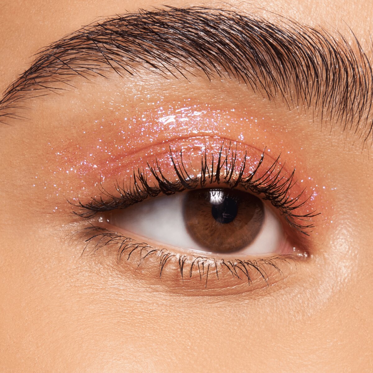 Essence Dewy Eye Gloss Liquid Shadow 02