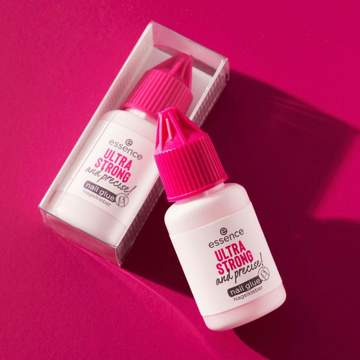 Essence Ultra Strong and Precise! Nail Glue