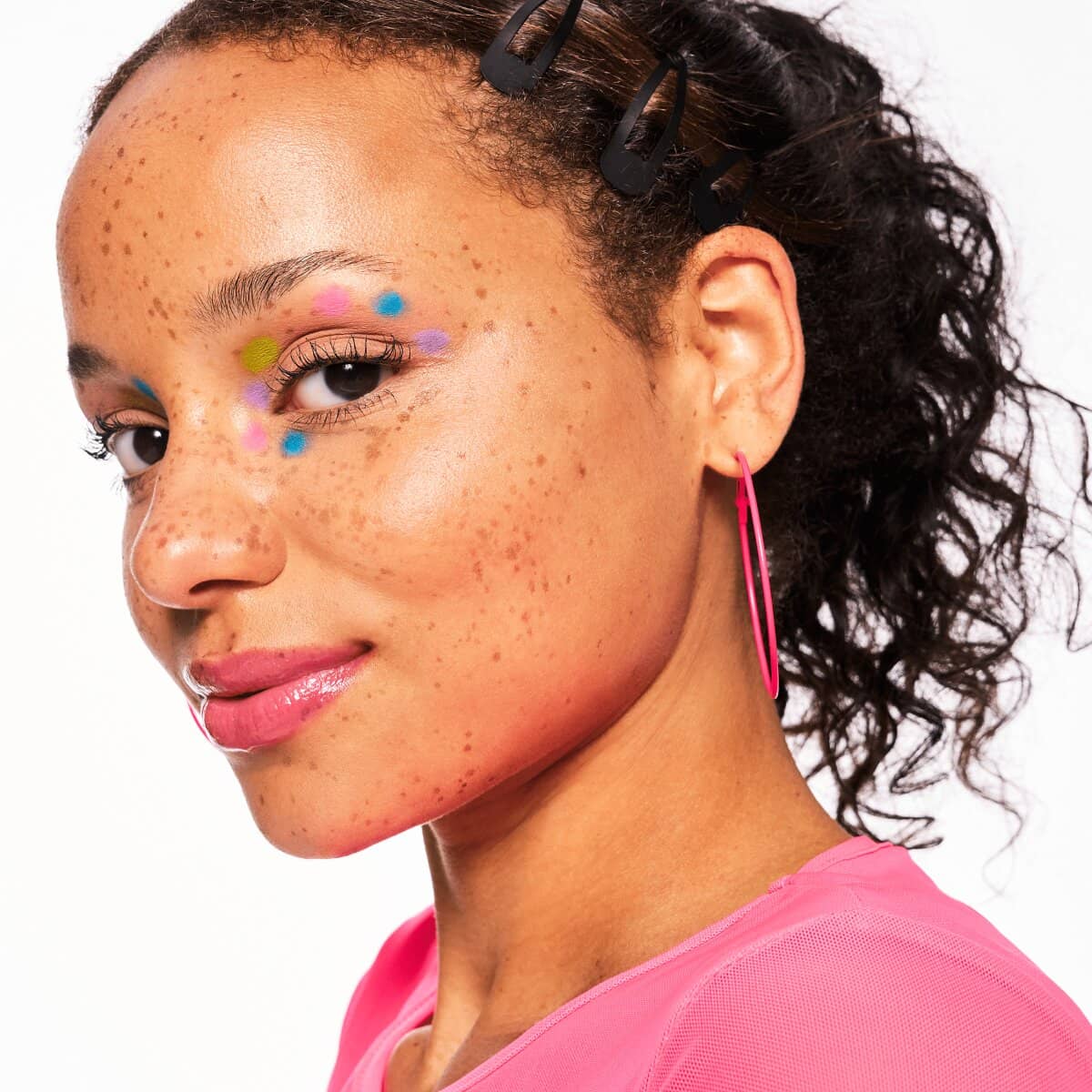 Essence Baby Got Holo Glow Highlighter Stick 10