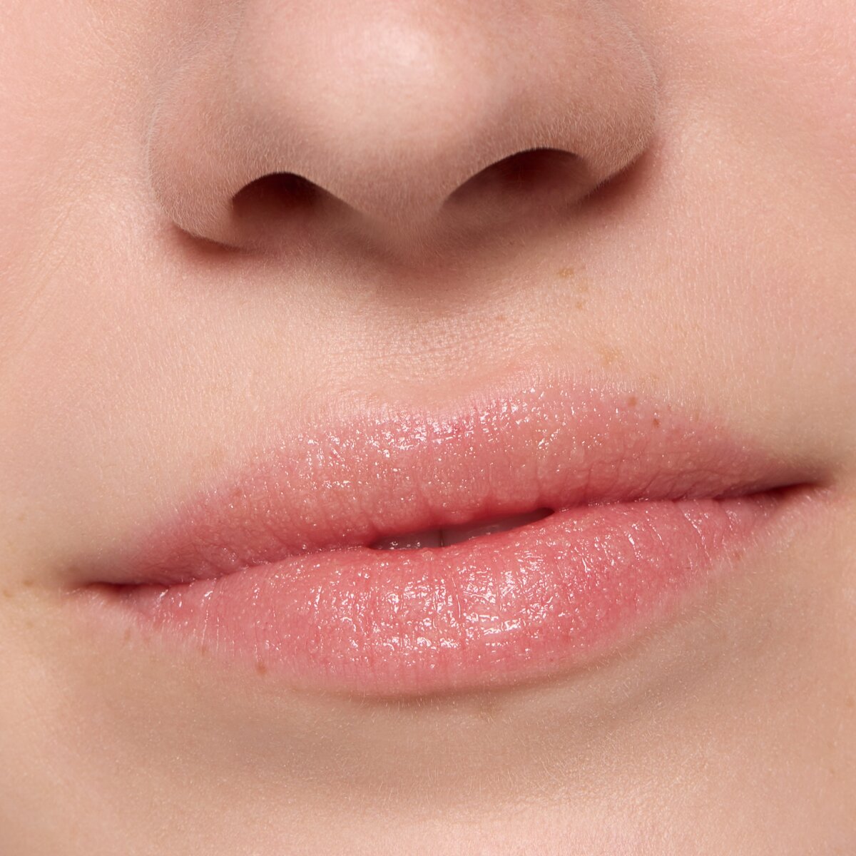 Essence Lip Care Sugar Scrub