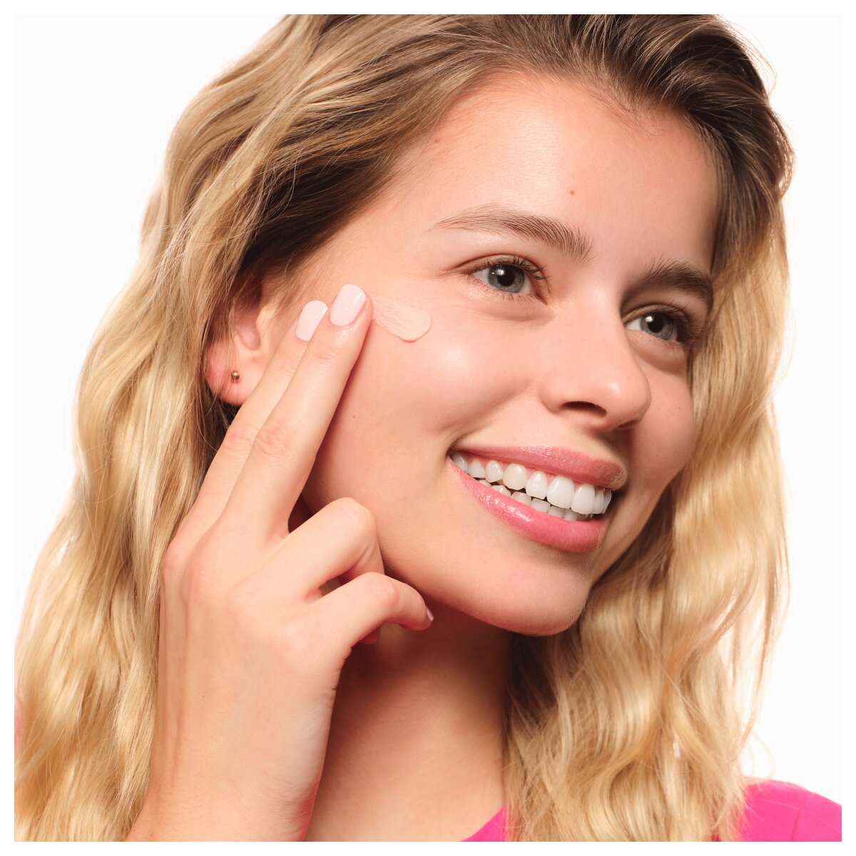 Essence Silky Blur Poreless Primer