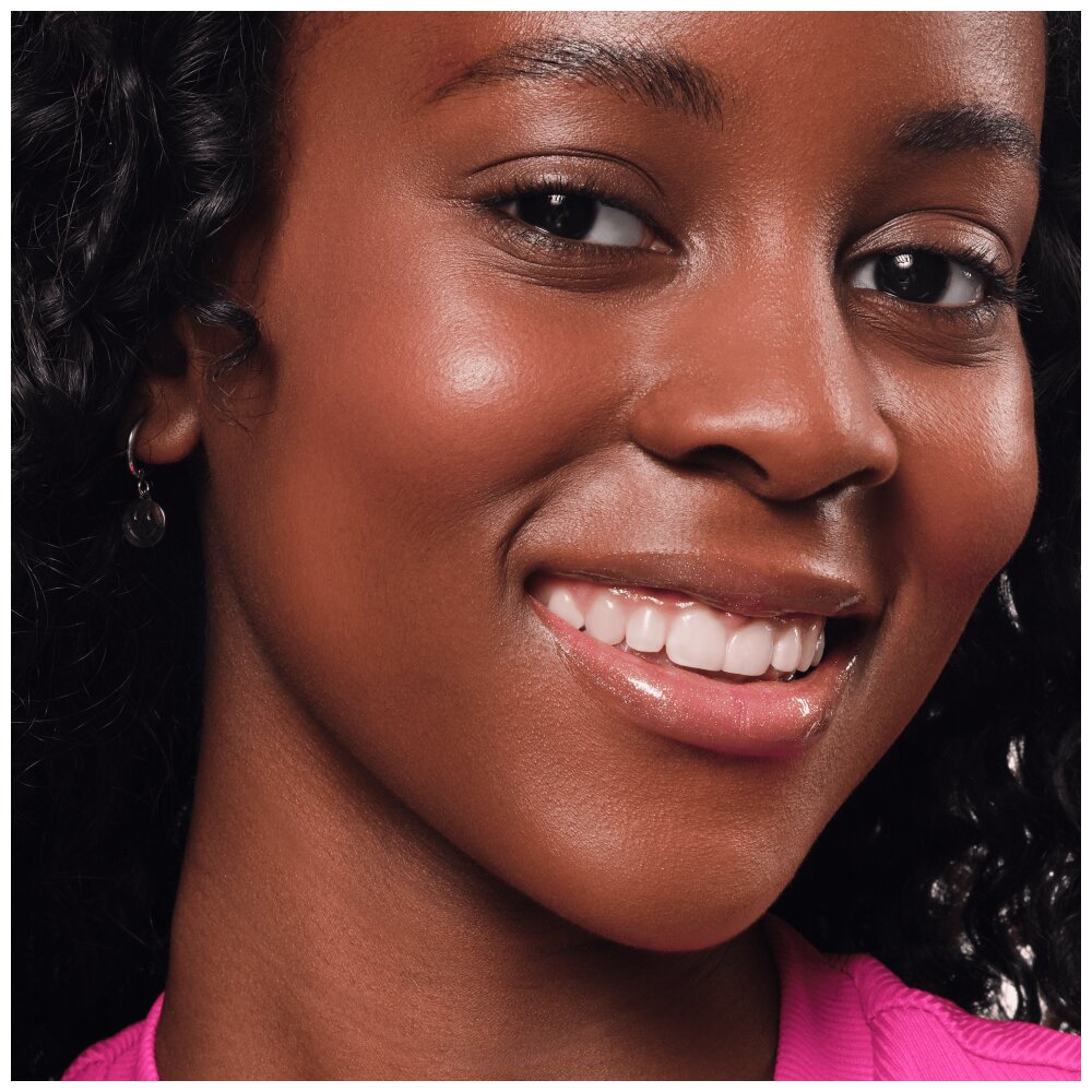 essence Hydra Kiss Lip Oil