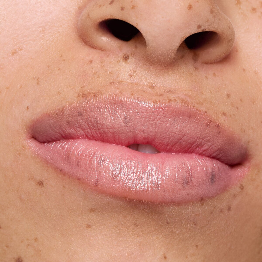 Essence Hydrating Nude Lipstick 301