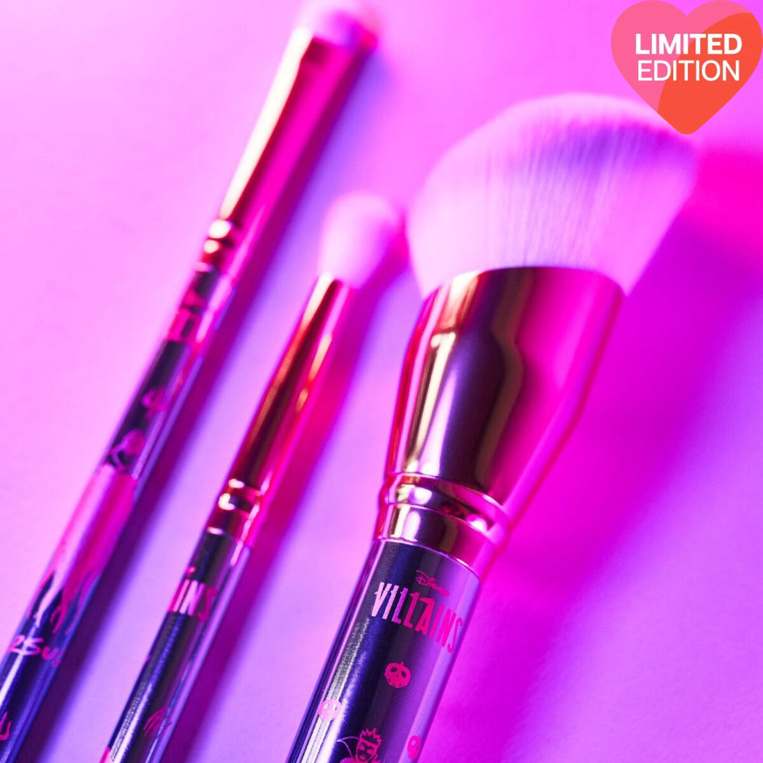 Essence Disney Villains Ursula Eyeshadow Brush