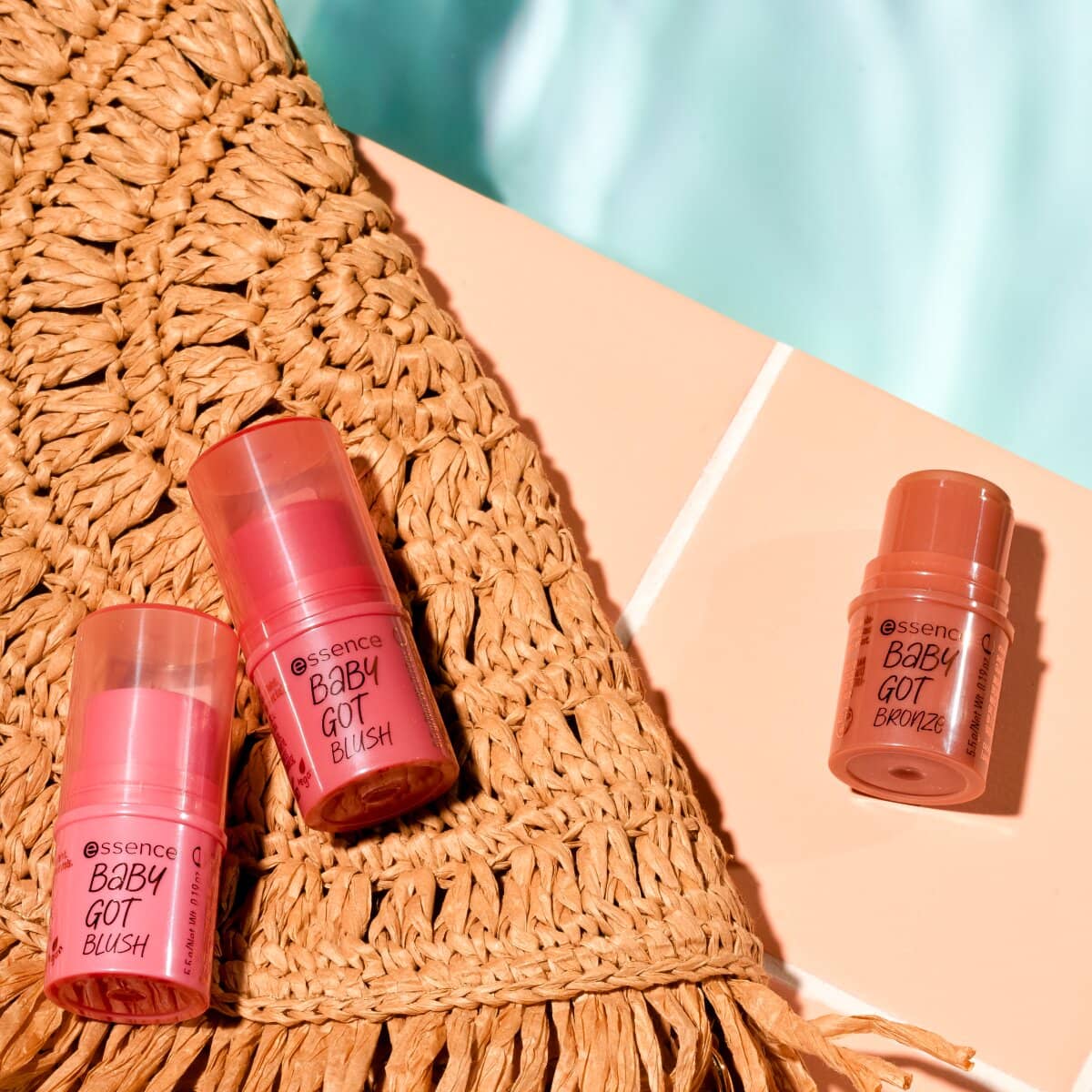 Essence Baby Got Bronze Bronzing Stick 10