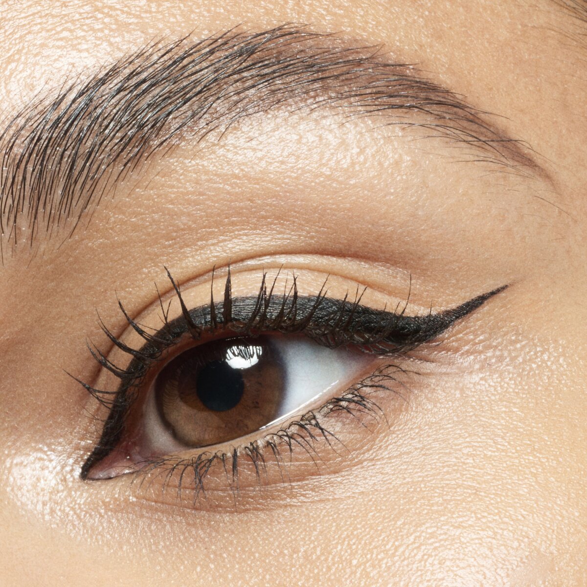 Catrice Calligraph Pro Precise 20H Matte Liner 010