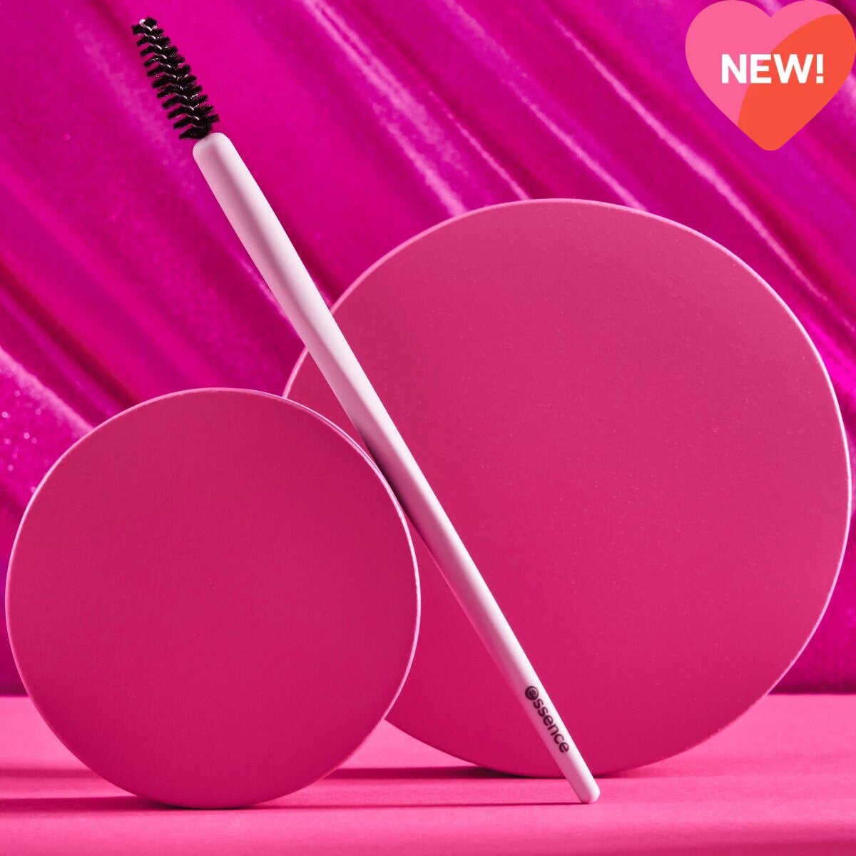 Essence Brow Spoolie 01