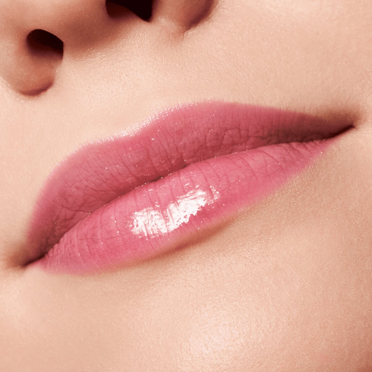 Essence What The Fake! Extreme Plumping Lip Filler 03