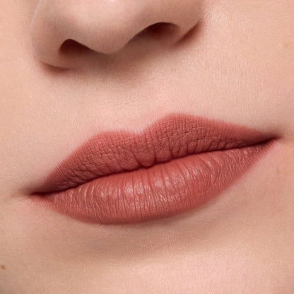 Essence 8h Matte Comfort Lipliner
