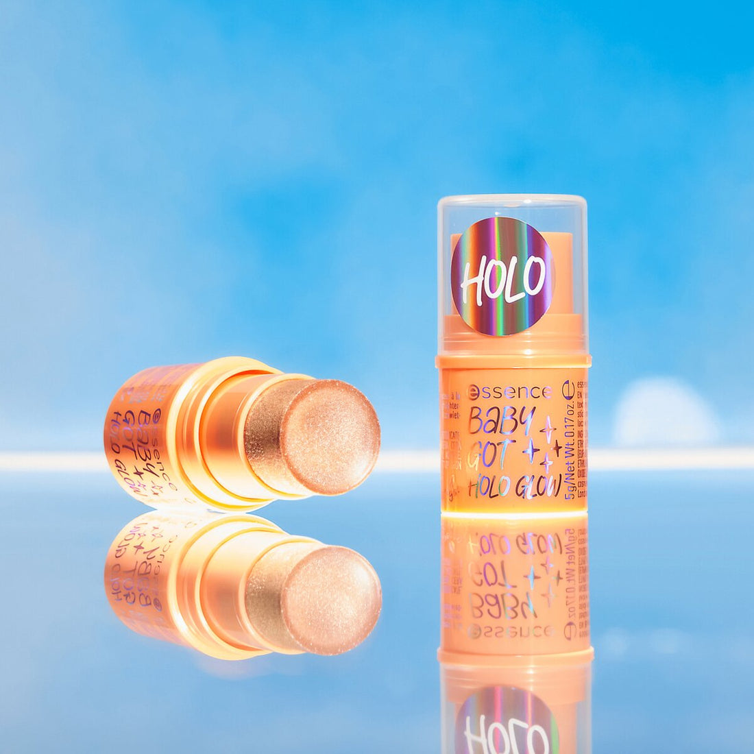 Essence Baby Got Holo Glow Highlighter Stick 10
