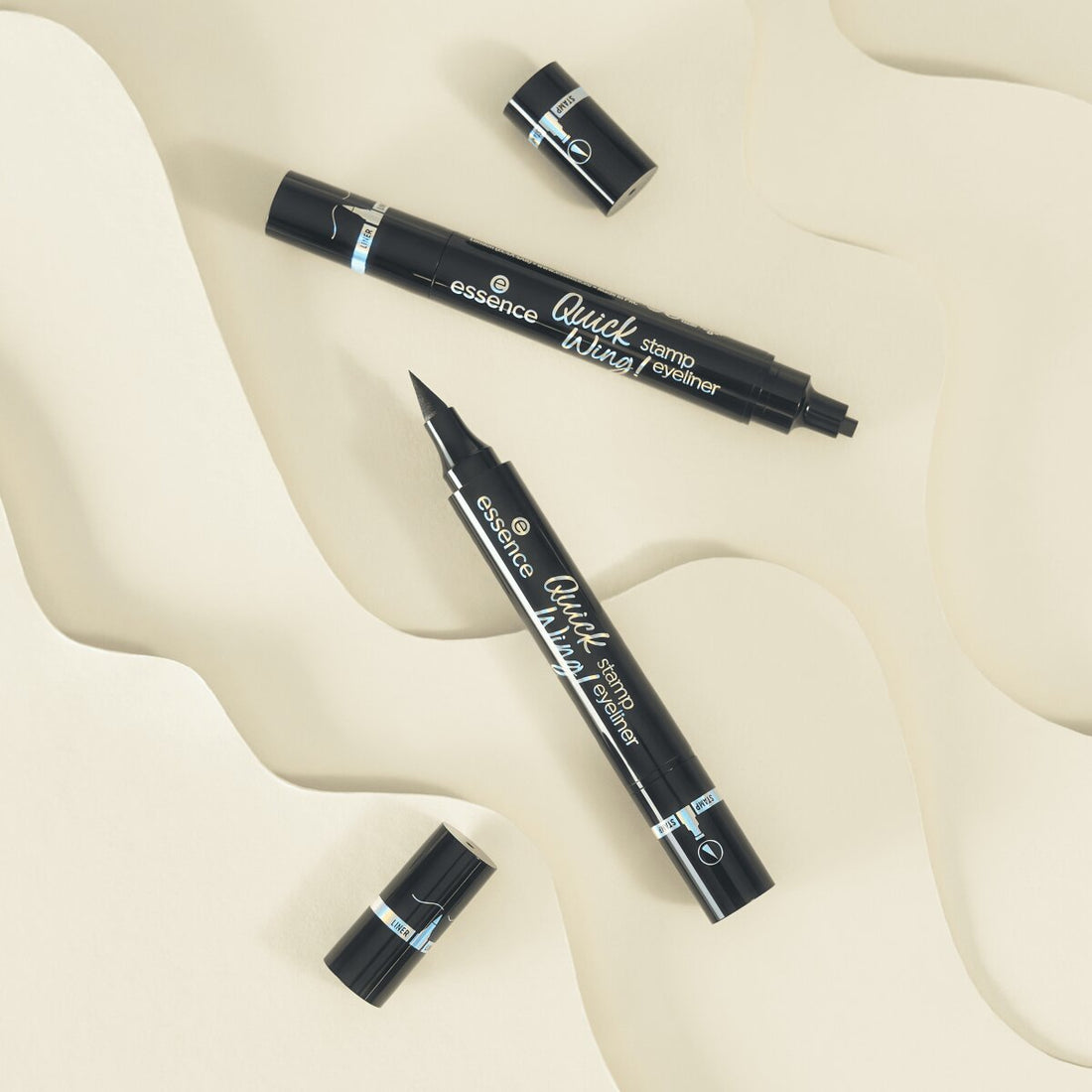 Essence Quick Wing! Stamp Eyeliner 01