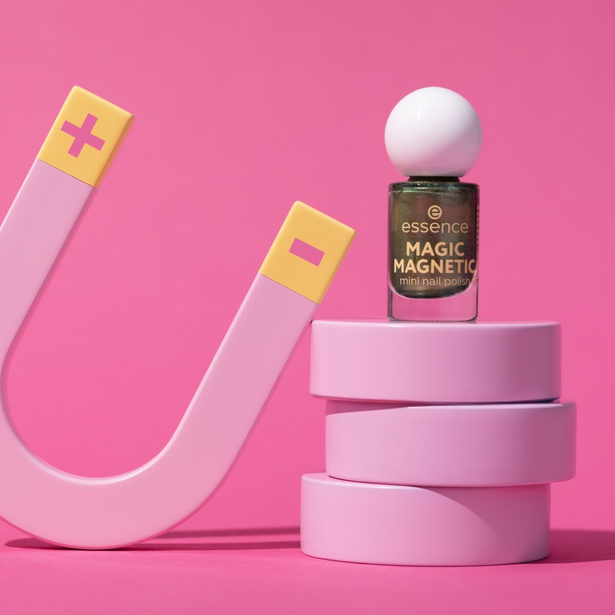 Essence Magic Magnetic Mini Nail Polish 10