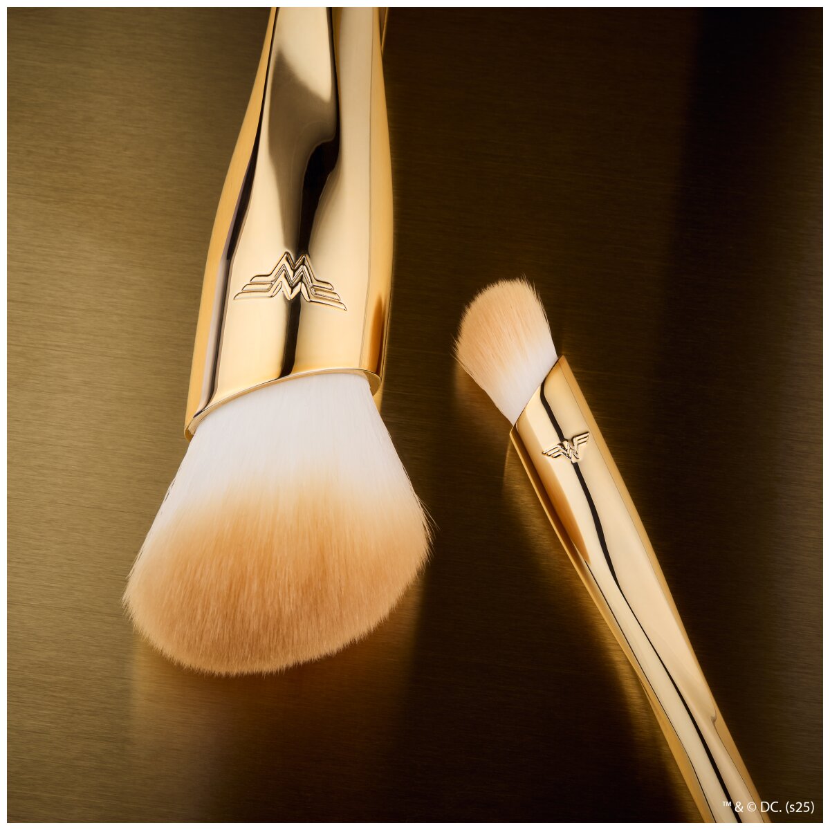 Catrice Wonder Woman Concealer Brush