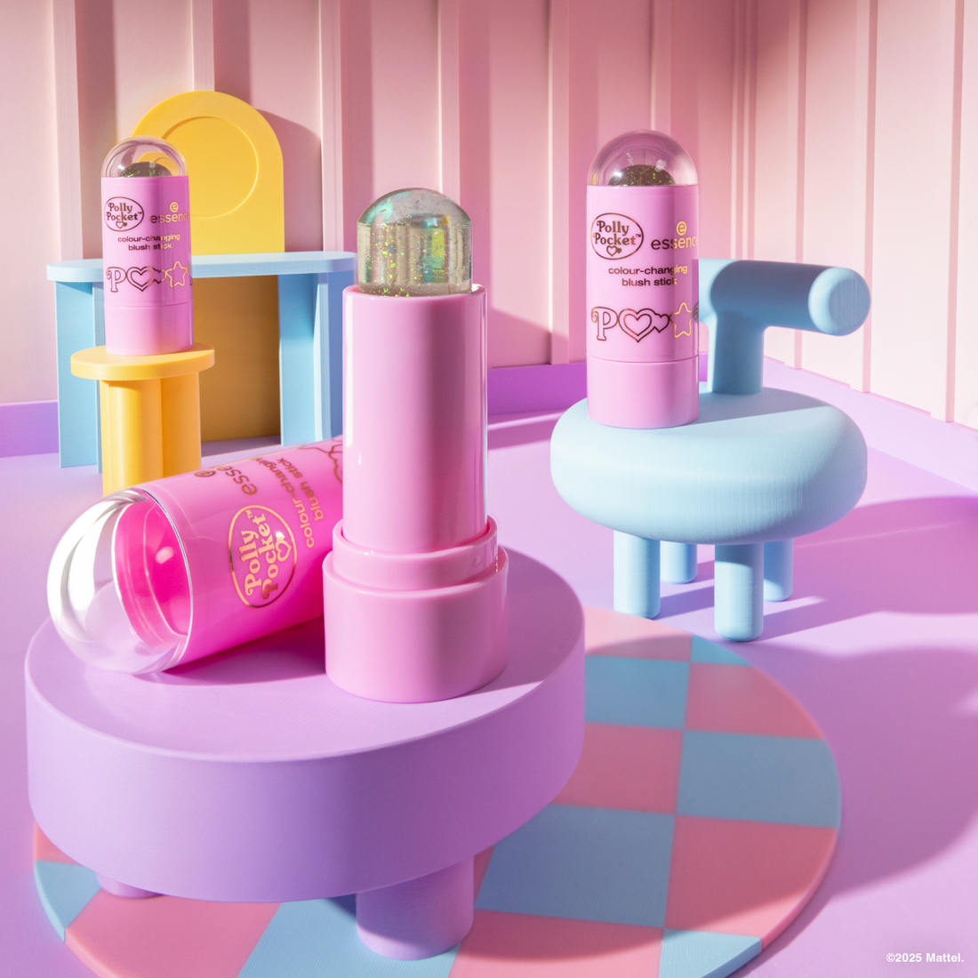 Essence Polly Pocket Colour-Changing Blush Stick 01