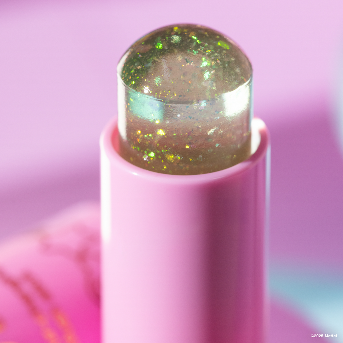 Essence Polly Pocket Colour-Changing Blush Stick 01