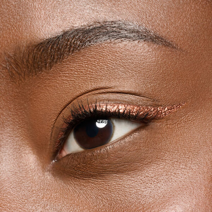 Essence Colour It! Metallic Liquid Liner