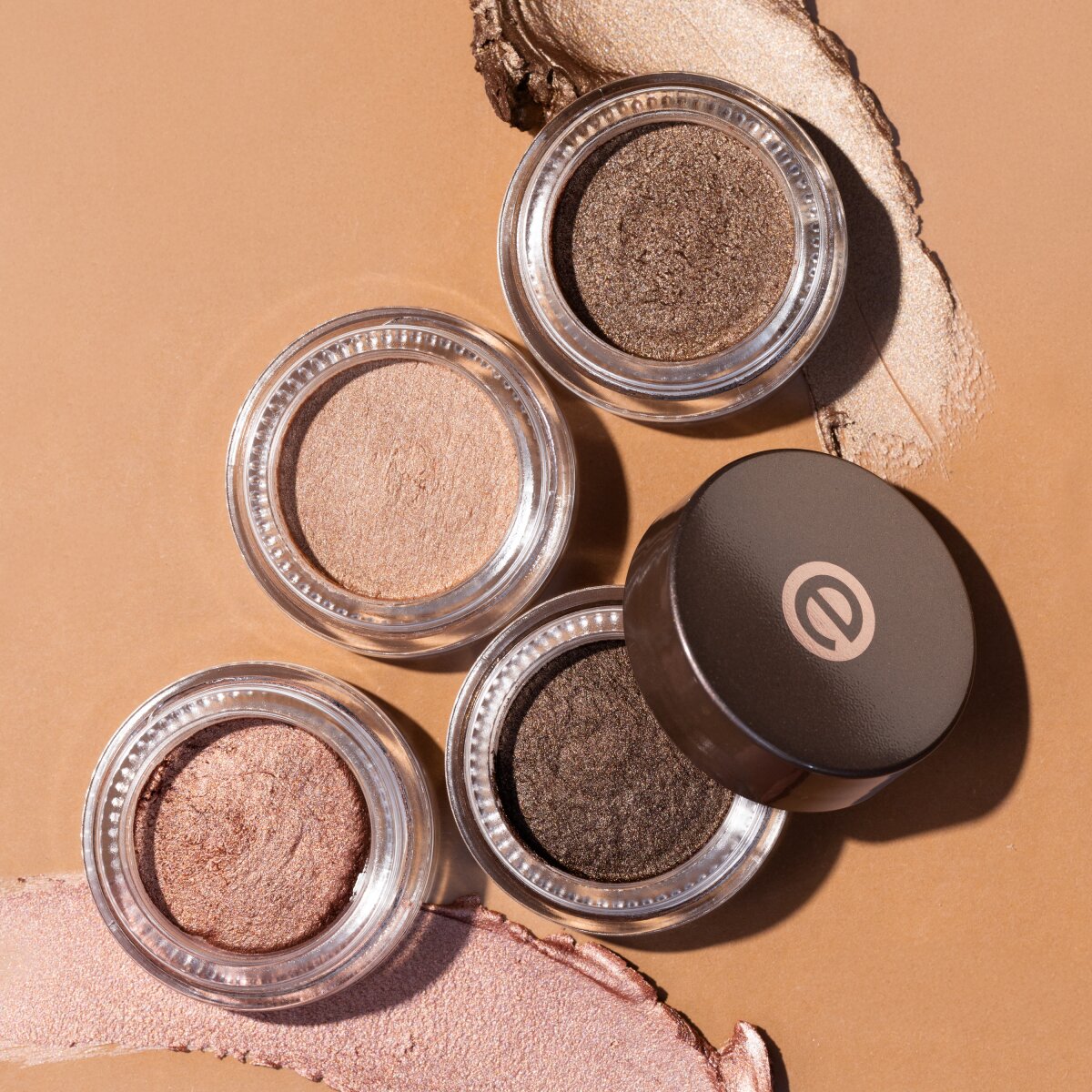 Essence Cream Eyeshadow