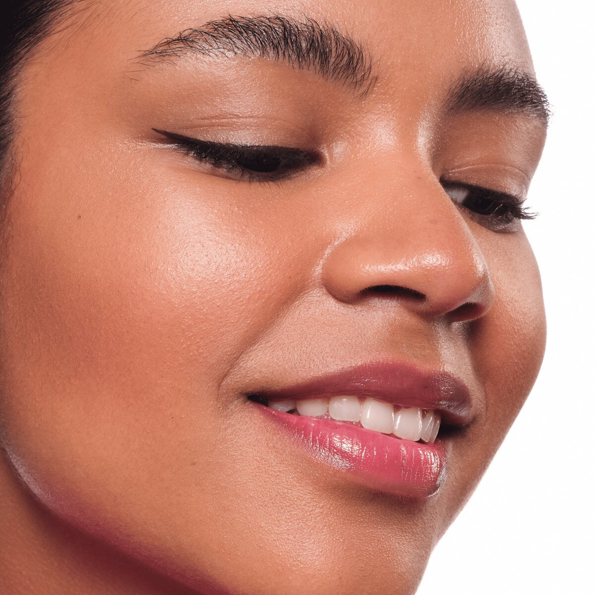 Essence Eyeliner Pen Extra Long-Lasting