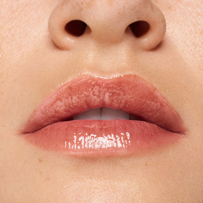 essence Choco Bomb Shiny Lipgloss 01