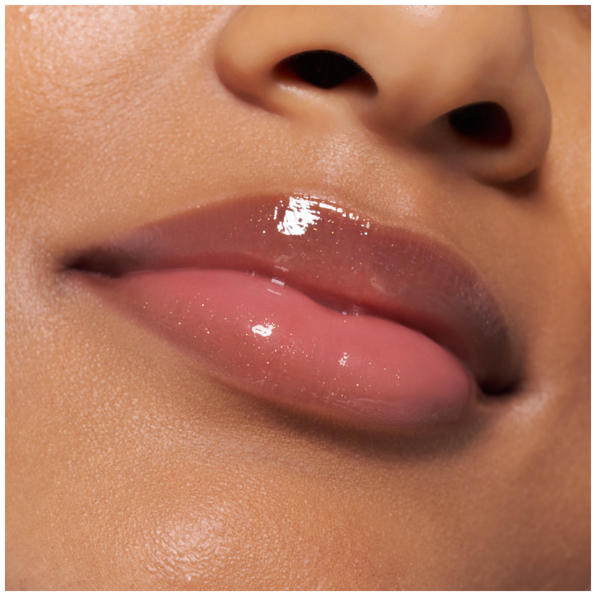 essence Dulce De Leche Bomb Shiny Lipgloss 01